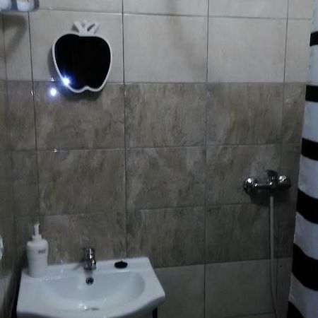 Pokoje Henryk Apartment Korytow Екстериор снимка